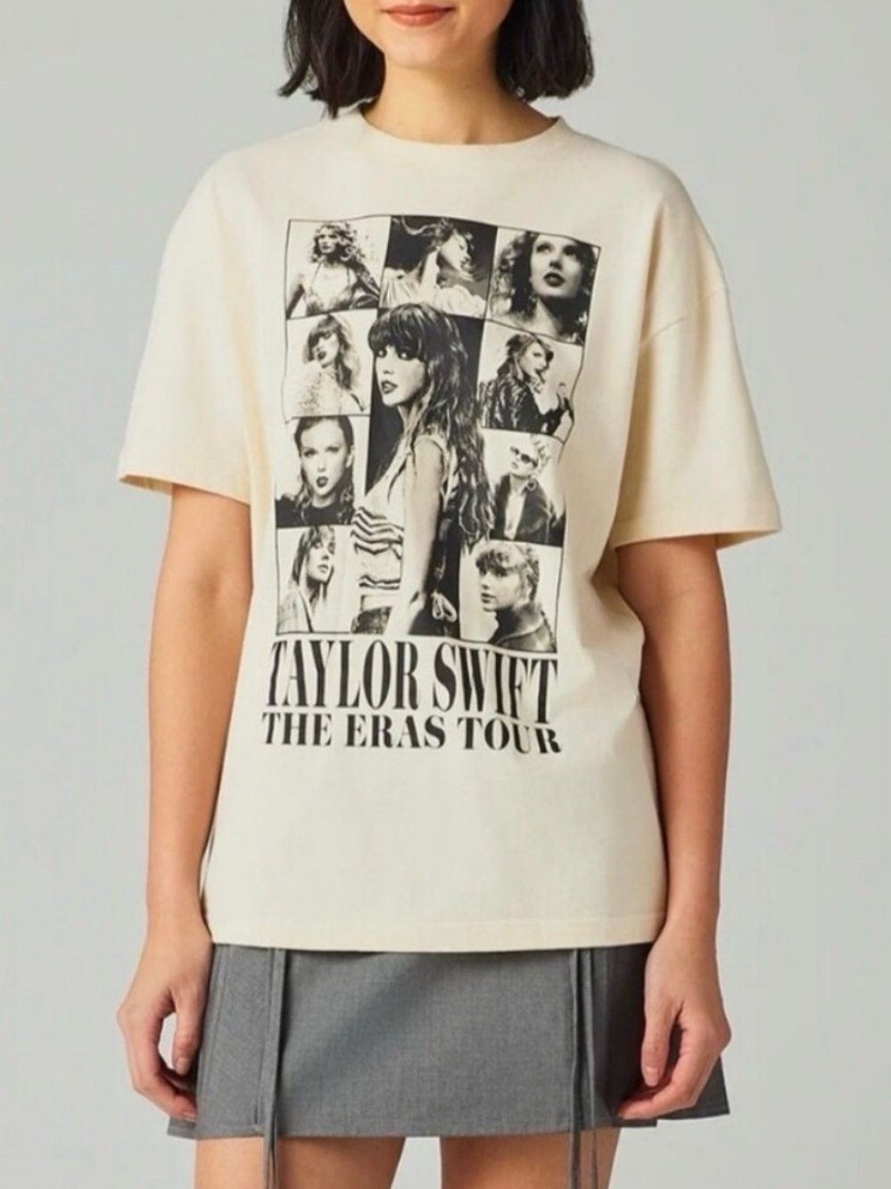 Taylor Swift‎ Eras Tour T Shirt Ivory Size Small